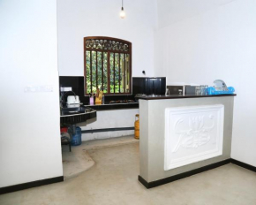 Silvery Villa